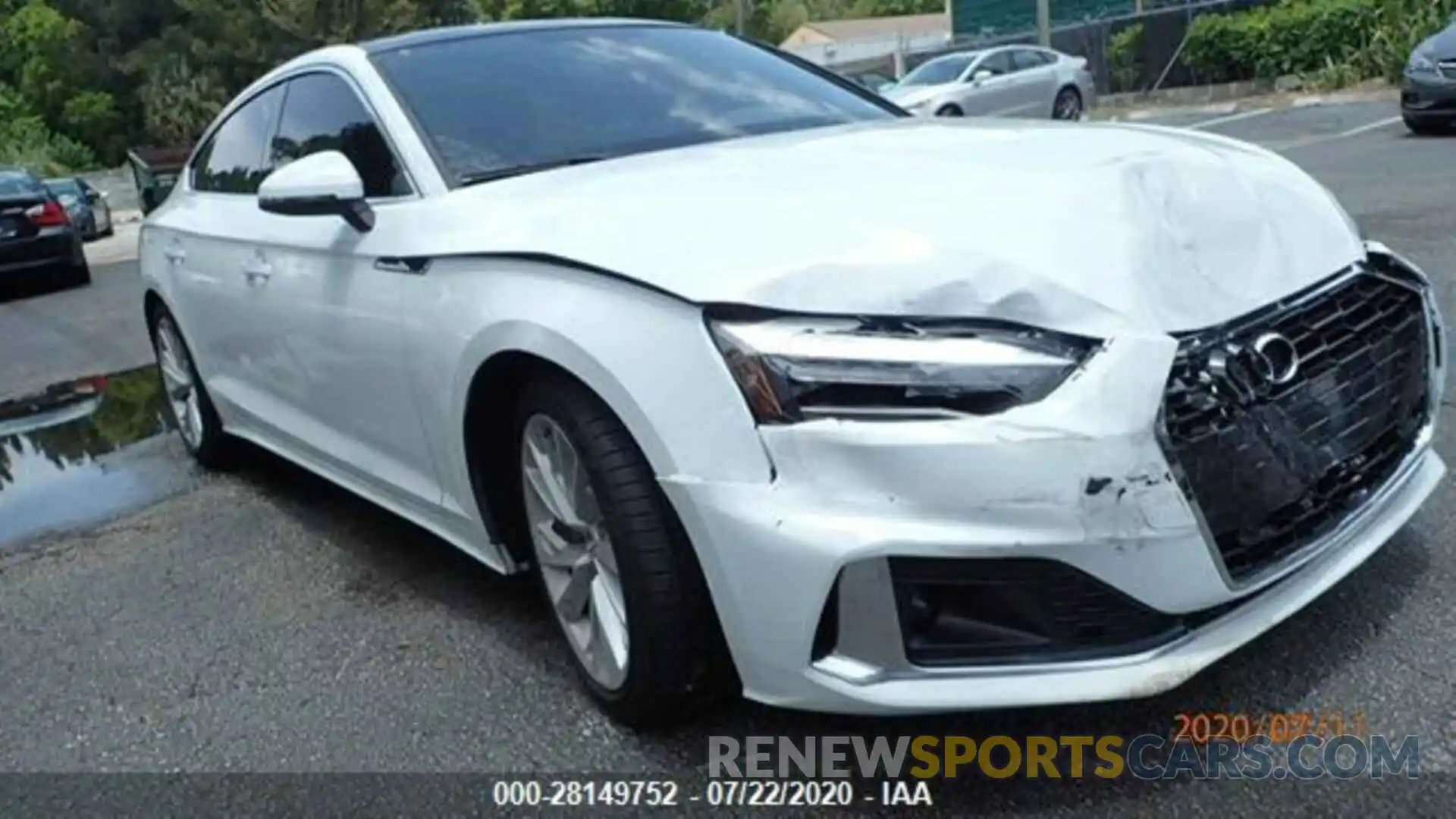 8 Photograph of a damaged car WAUANCF53LA007403 AUDI A5 SPORTBACK 2020