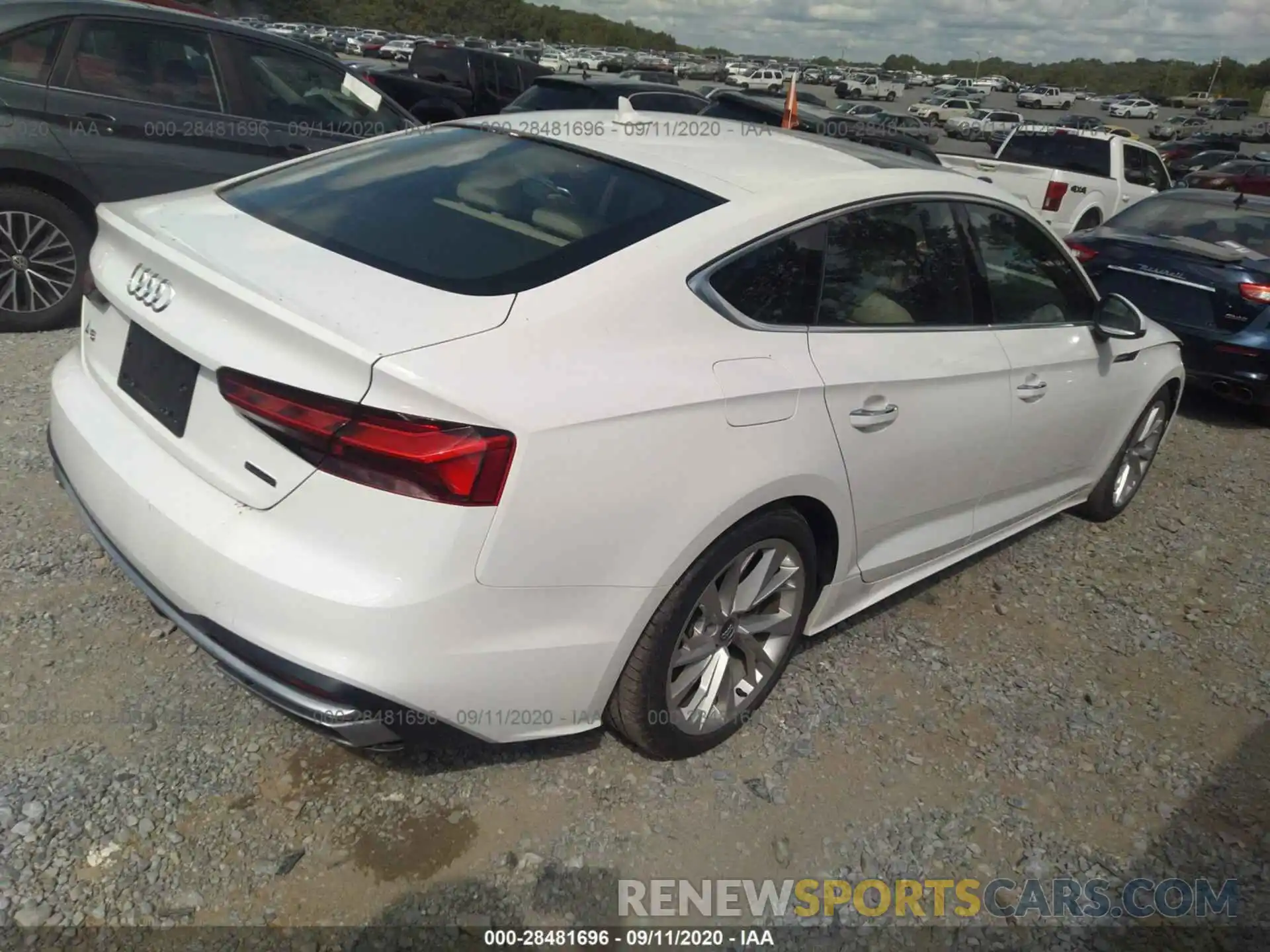 4 Photograph of a damaged car WAUANCF5XLA008547 AUDI A5 SPORTBACK 2020