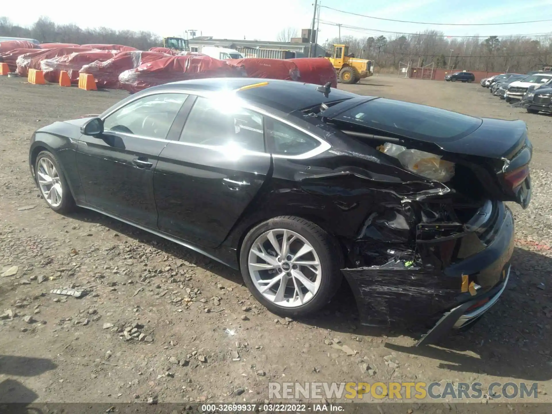 3 Photograph of a damaged car WAUABCF51MA037915 AUDI A5 SPORTBACK 2021