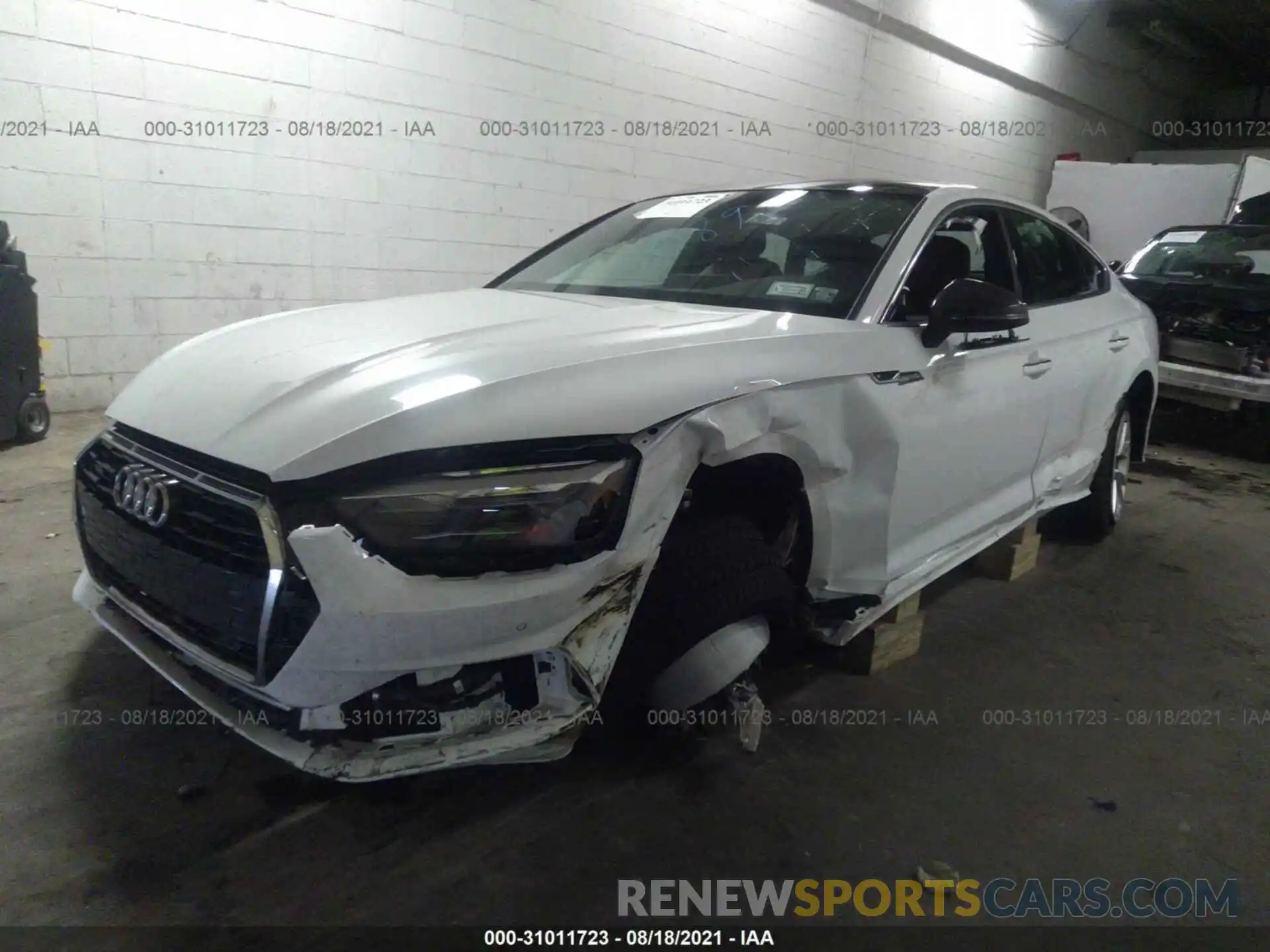 2 Photograph of a damaged car WAUABCF52MA033517 AUDI A5 SPORTBACK 2021