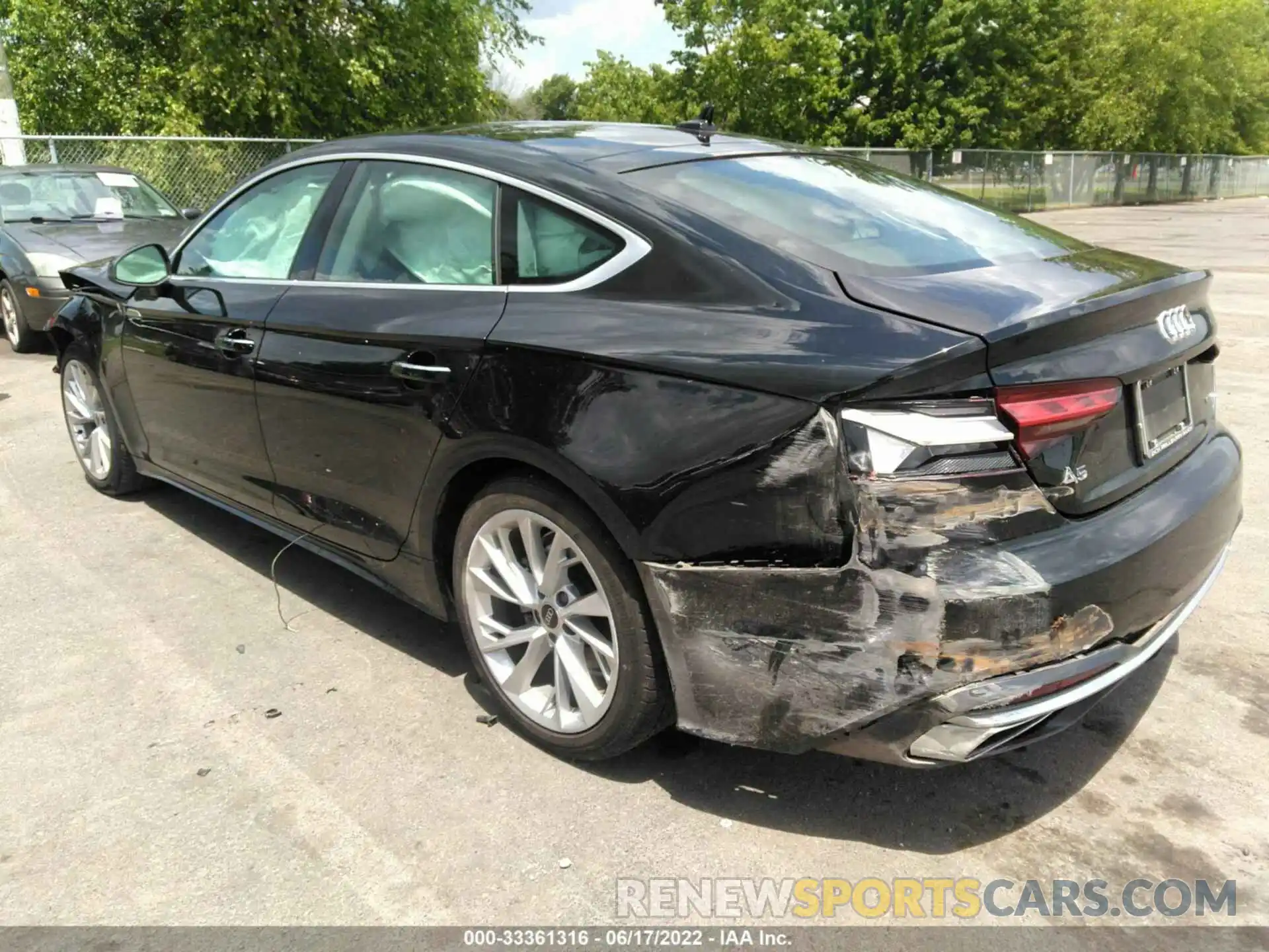 3 Photograph of a damaged car WAUABCF53MA024633 AUDI A5 SPORTBACK 2021