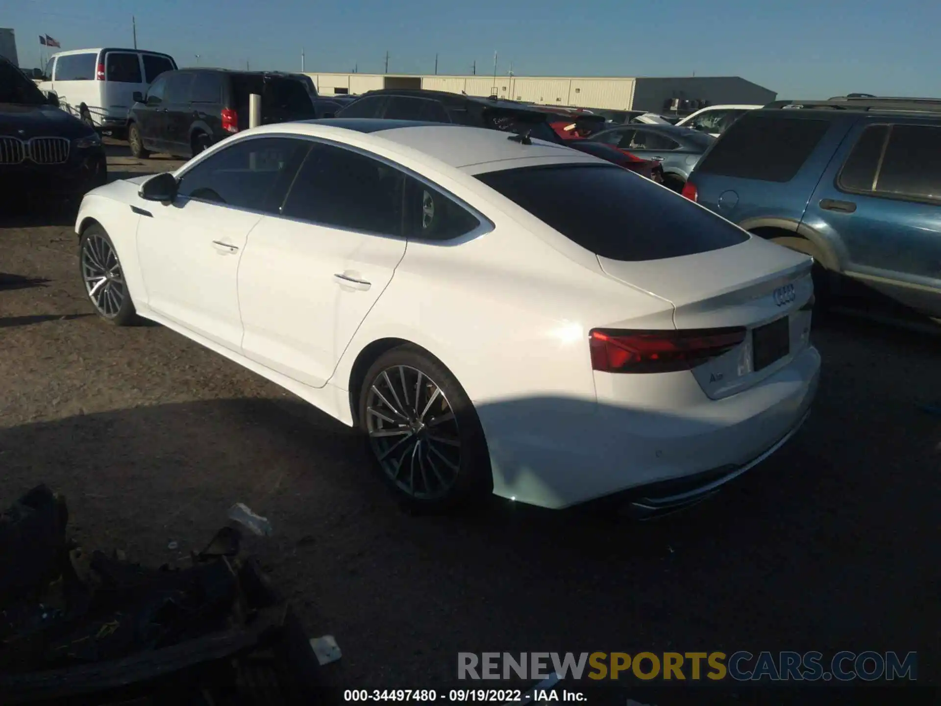 3 Фотография поврежденного автомобиля WAUCBCF54MA003007 AUDI A5 SPORTBACK 2021