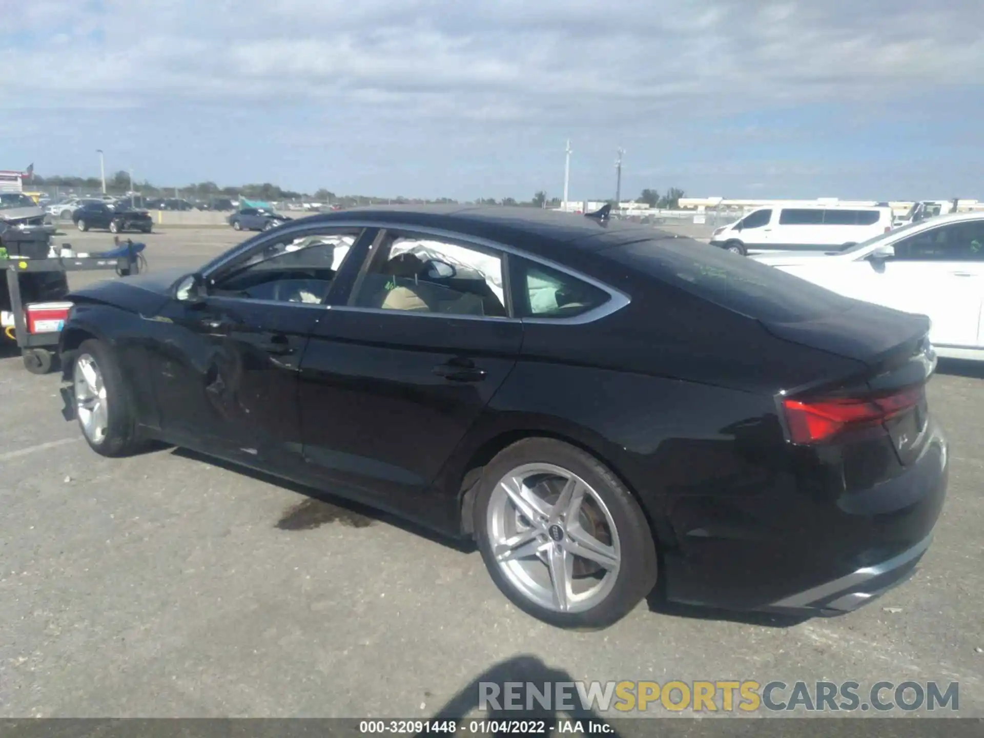 3 Photograph of a damaged car WAUDACF50MA030213 AUDI A5 SPORTBACK 2021