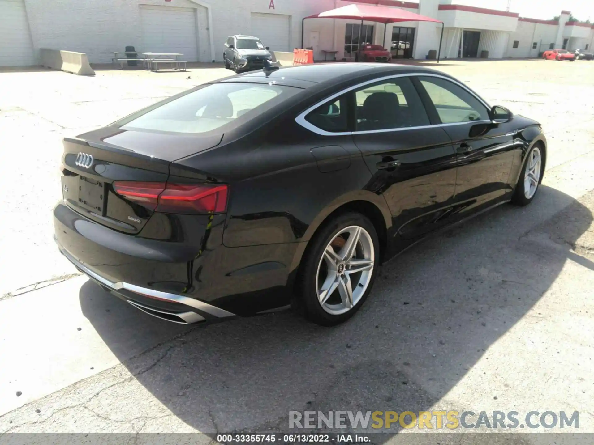 4 Фотография поврежденного автомобиля WAUDACF50MA045892 AUDI A5 SPORTBACK 2021