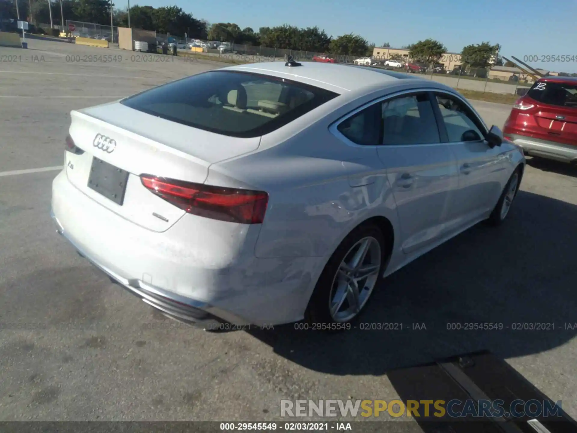 4 Photograph of a damaged car WAUDACF51MA010553 AUDI A5 SPORTBACK 2021