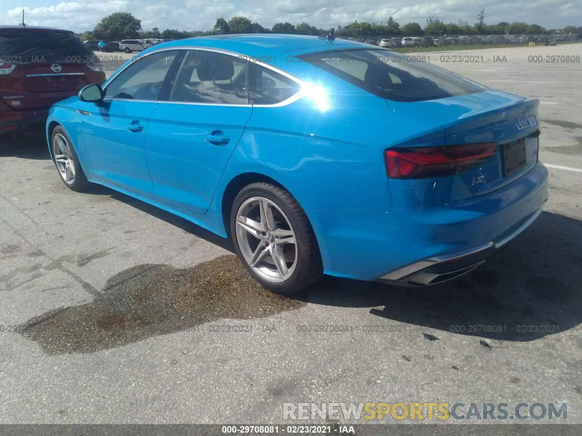 3 Photograph of a damaged car WAUDACF51MA010570 AUDI A5 SPORTBACK 2021