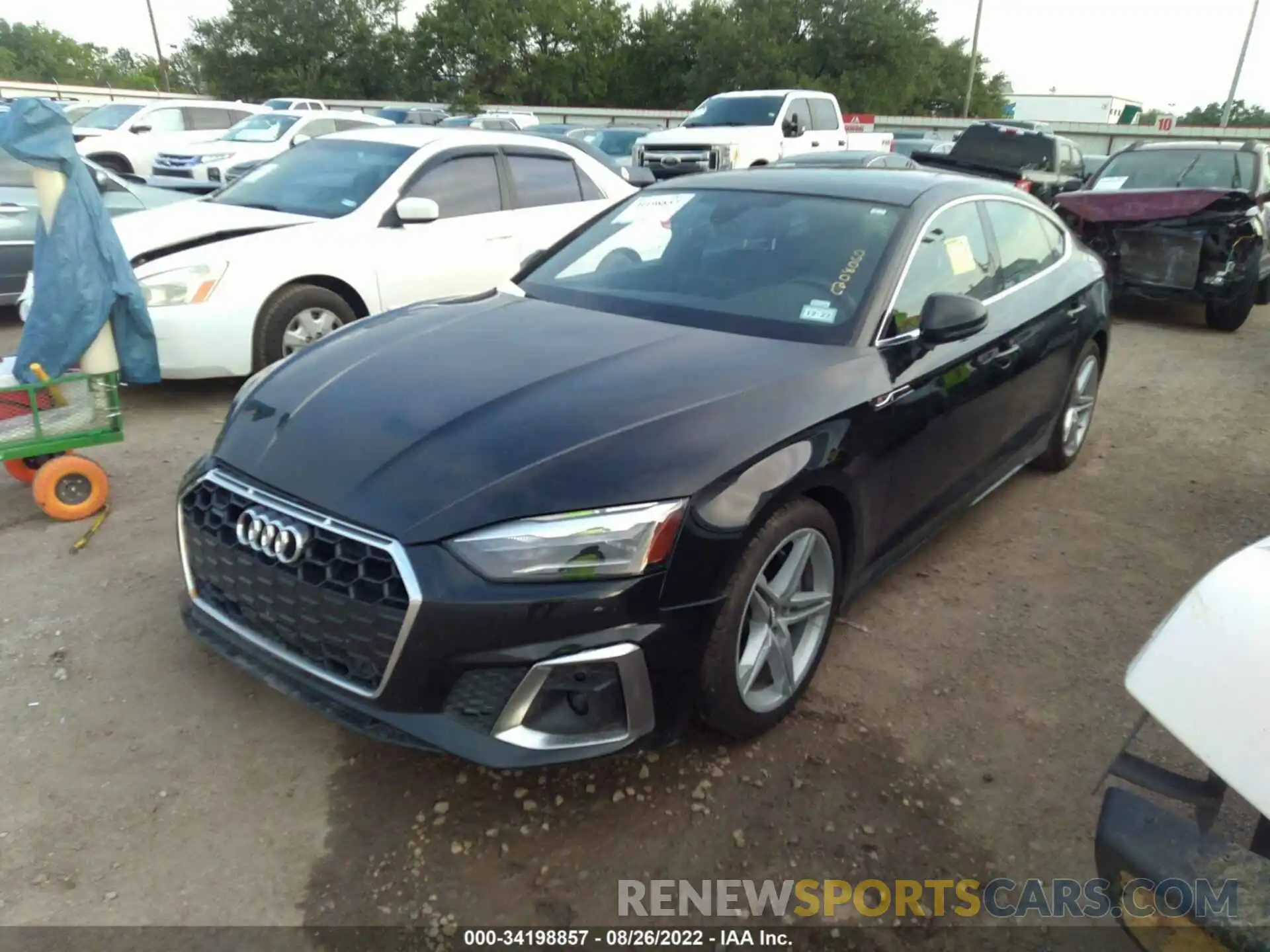 2 Фотография поврежденного автомобиля WAUDACF51MA013436 AUDI A5 SPORTBACK 2021