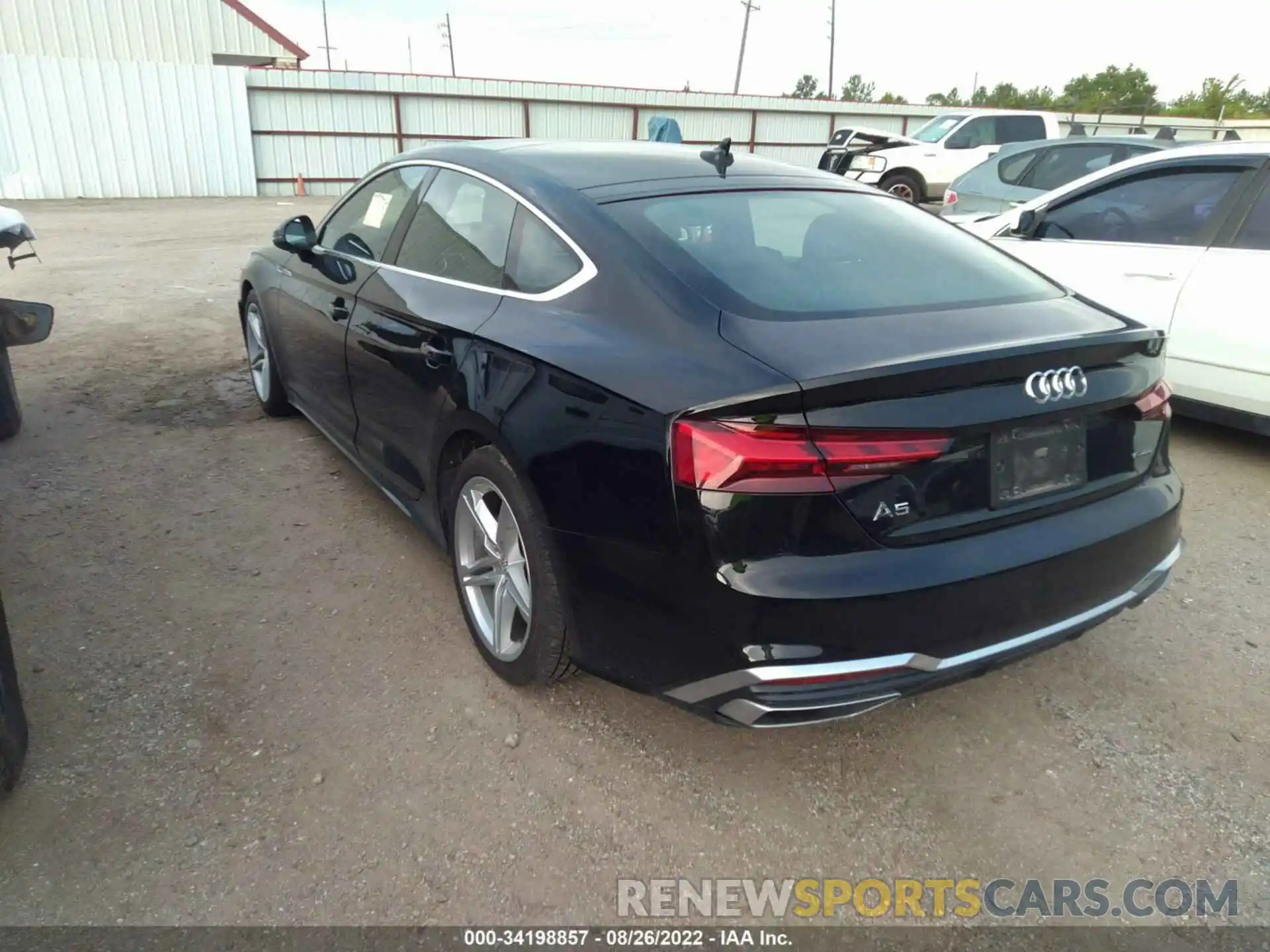 3 Фотография поврежденного автомобиля WAUDACF51MA013436 AUDI A5 SPORTBACK 2021