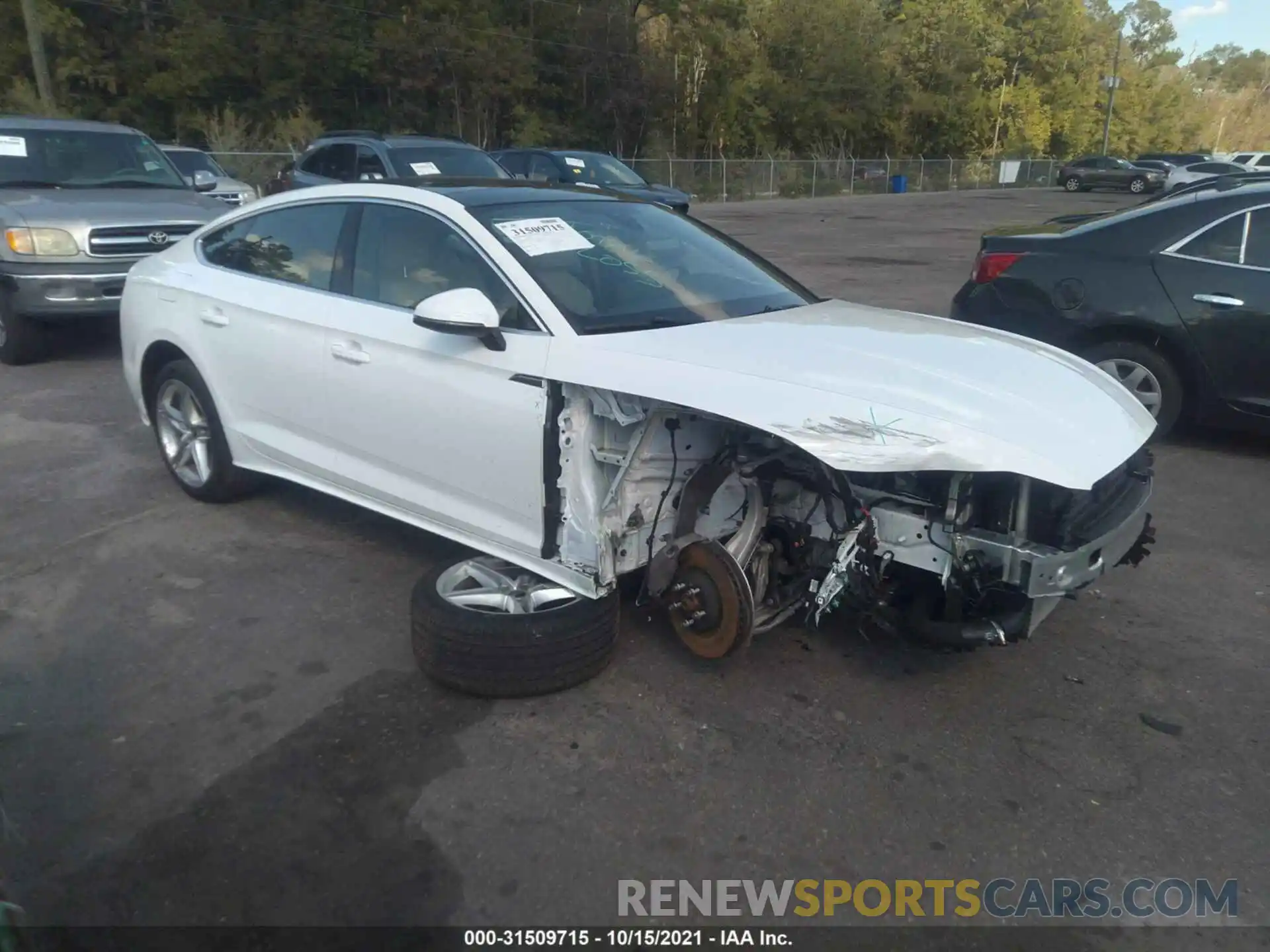 1 Photograph of a damaged car WAUDACF53MA056224 AUDI A5 SPORTBACK 2021