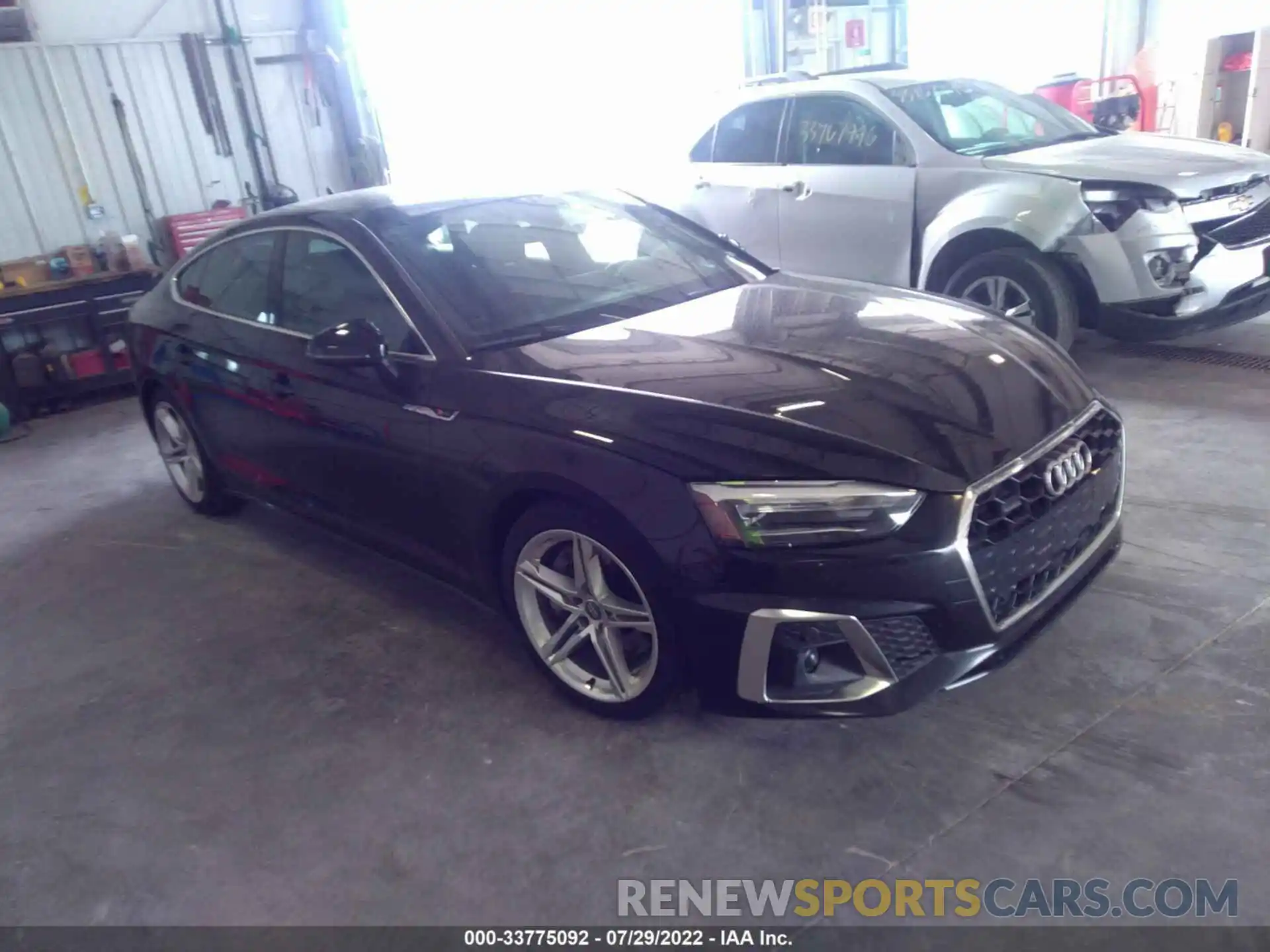 1 Photograph of a damaged car WAUDACF55MA011463 AUDI A5 SPORTBACK 2021