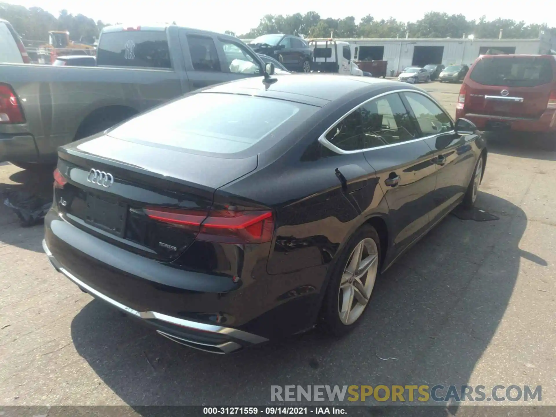 4 Photograph of a damaged car WAUDACF56MA018891 AUDI A5 SPORTBACK 2021