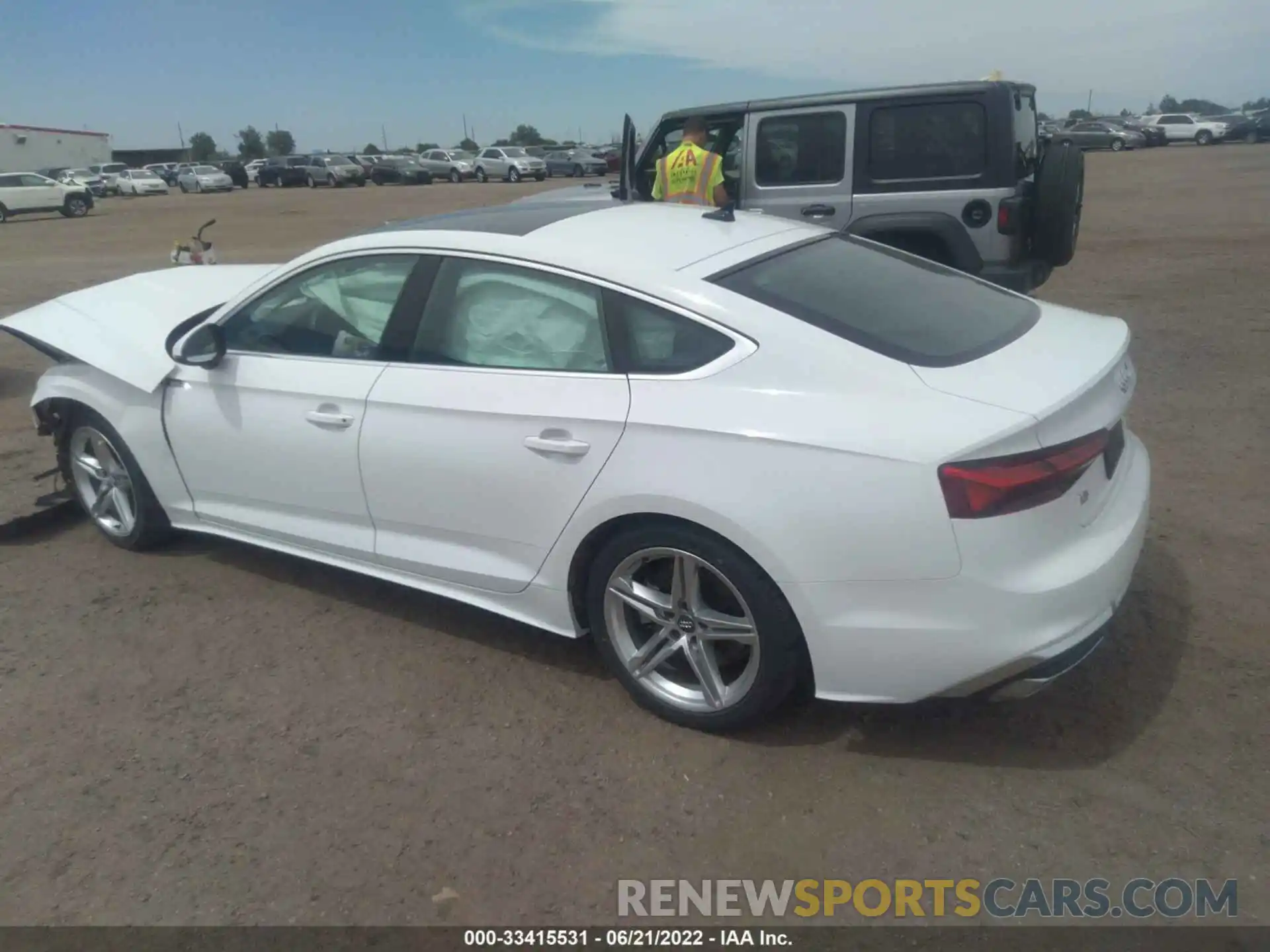 3 Photograph of a damaged car WAUDACF57MA020875 AUDI A5 SPORTBACK 2021