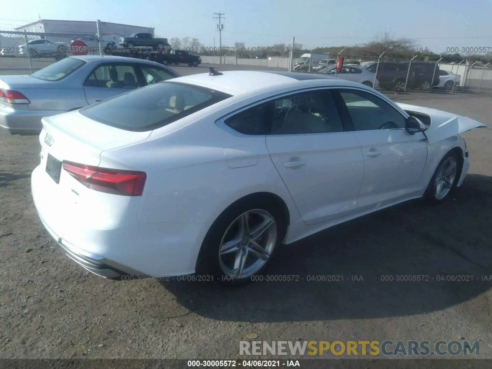 4 Фотография поврежденного автомобиля WAUDACF58MA014731 AUDI A5 SPORTBACK 2021