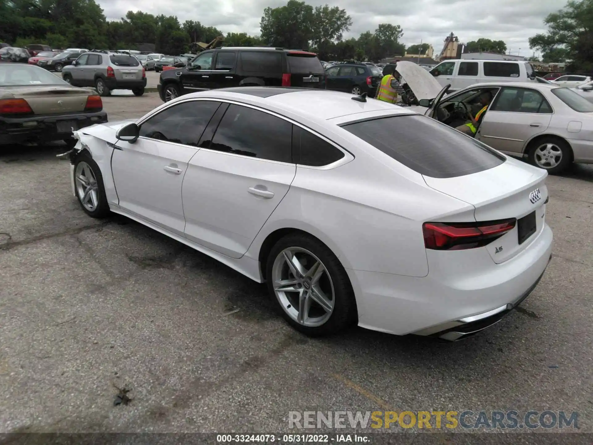 3 Photograph of a damaged car WAUDACF58MA016026 AUDI A5 SPORTBACK 2021