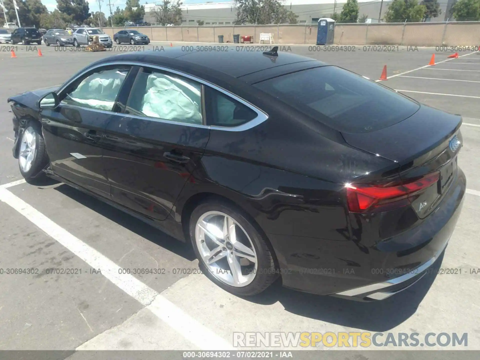 3 Photograph of a damaged car WAUDACF58MA040388 AUDI A5 SPORTBACK 2021