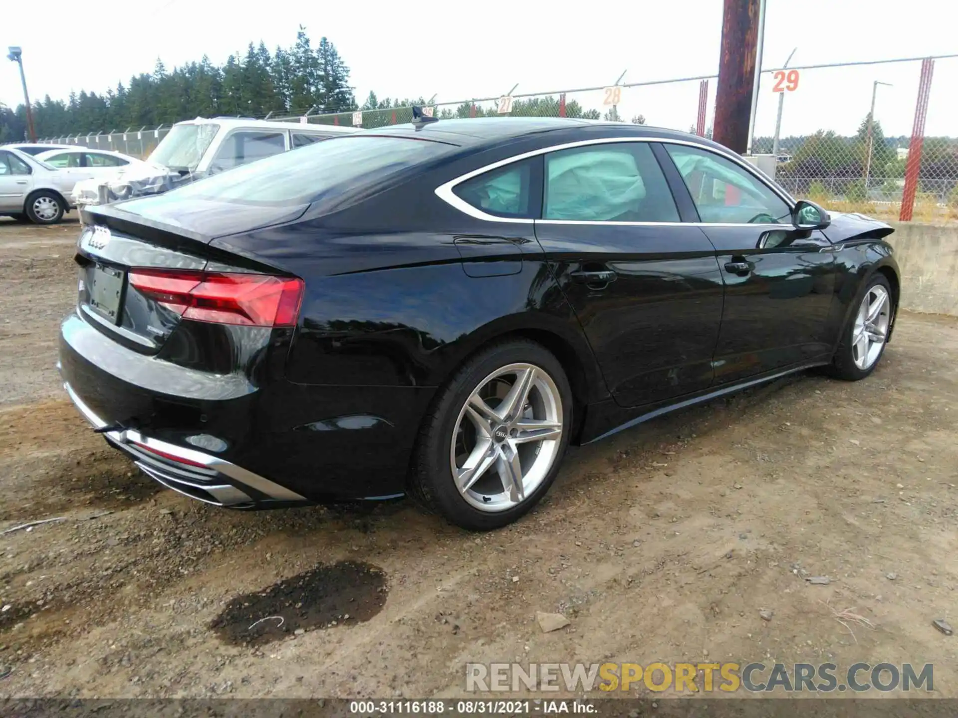 4 Photograph of a damaged car WAUFACF50MA024582 AUDI A5 SPORTBACK 2021