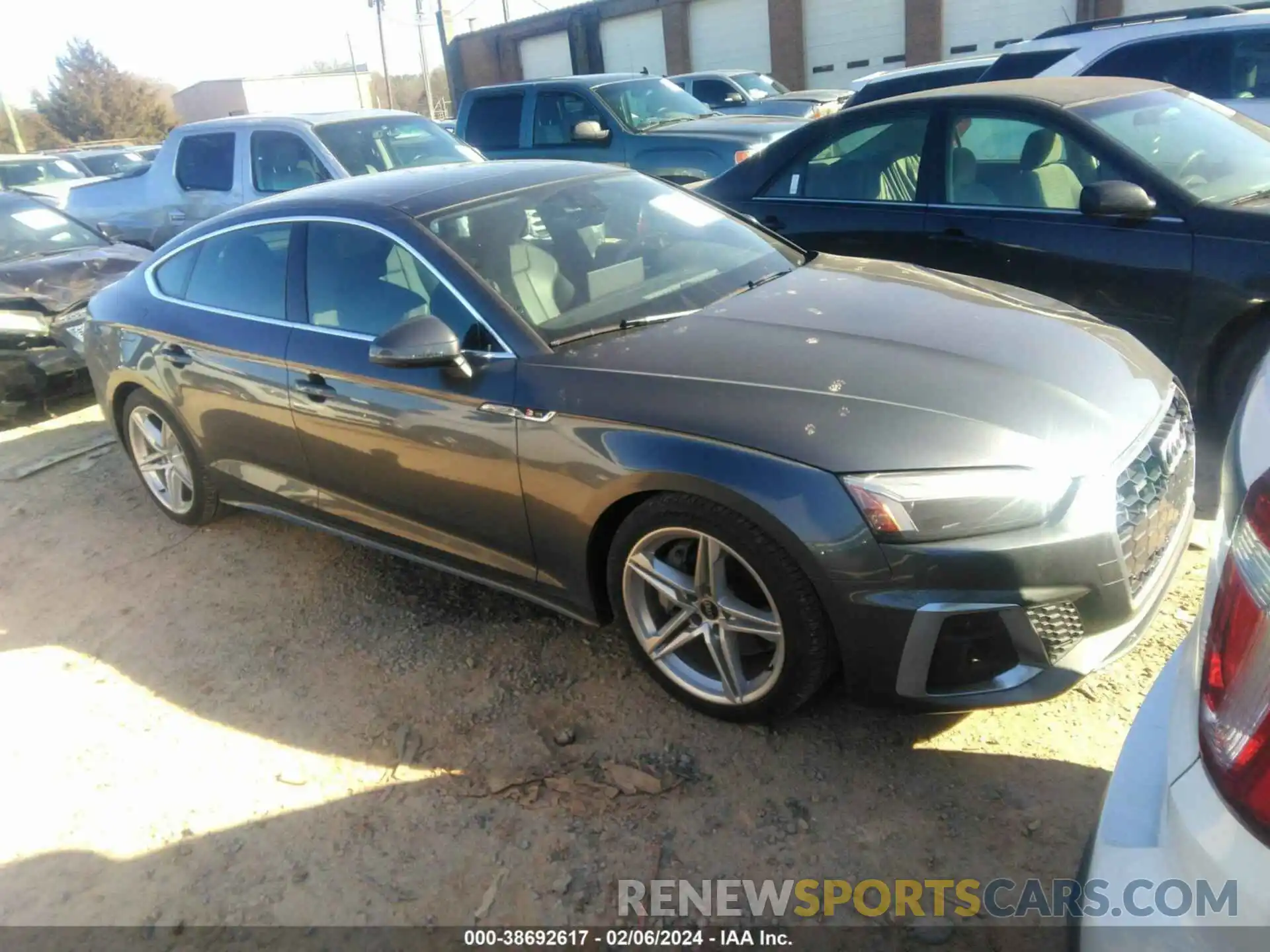 1 Photograph of a damaged car WAUFACF54MA041675 AUDI A5 SPORTBACK 2021