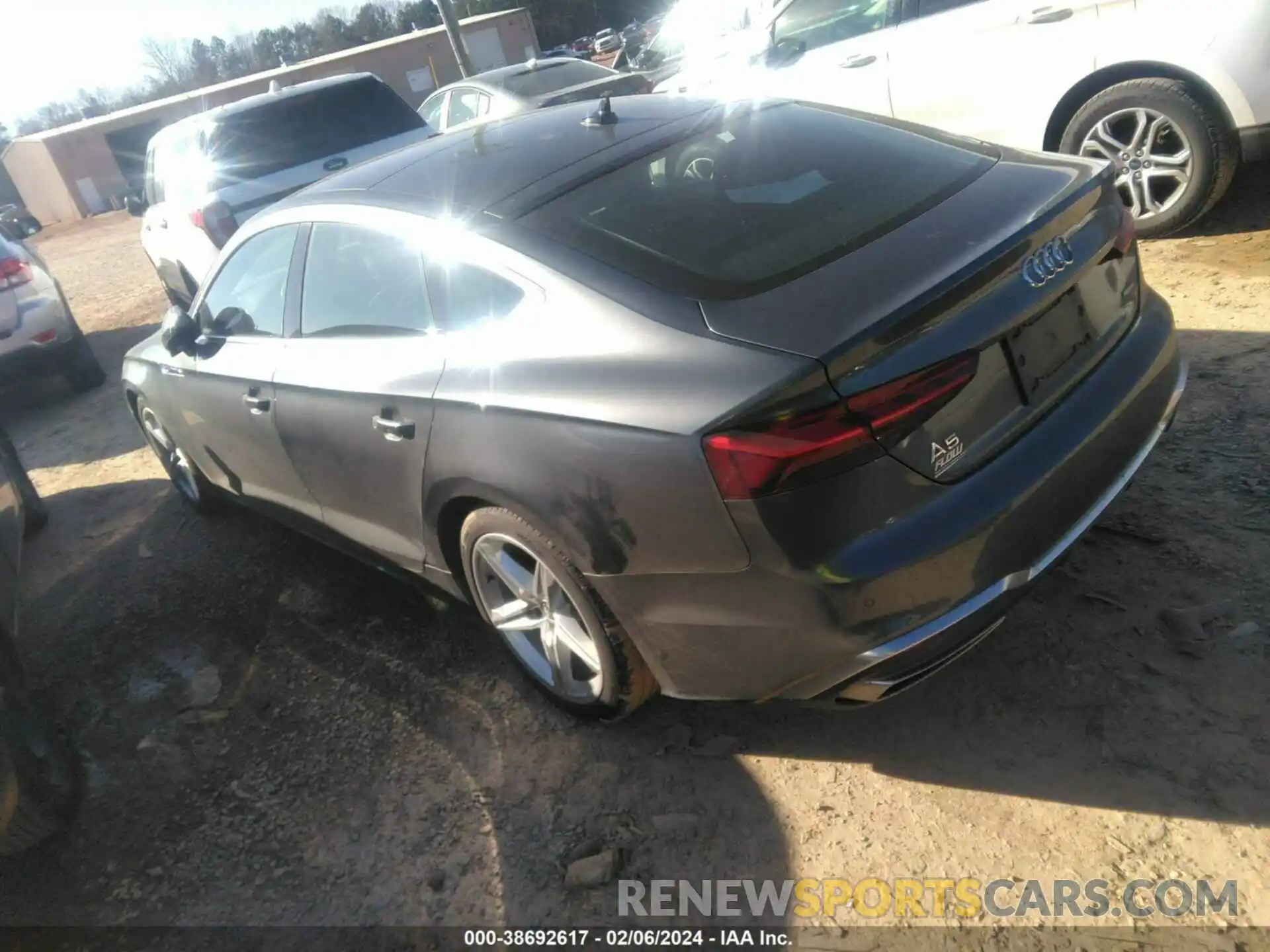 3 Photograph of a damaged car WAUFACF54MA041675 AUDI A5 SPORTBACK 2021