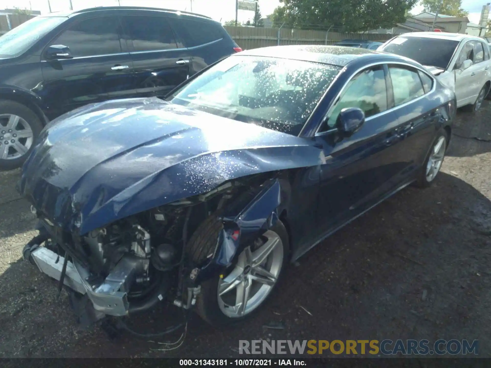 2 Photograph of a damaged car WAUFACF59MA052333 AUDI A5 SPORTBACK 2021