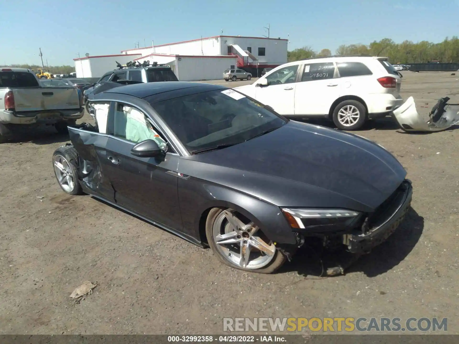 1 Photograph of a damaged car WAUFADF57MA029056 AUDI A5 SPORTBACK 2021