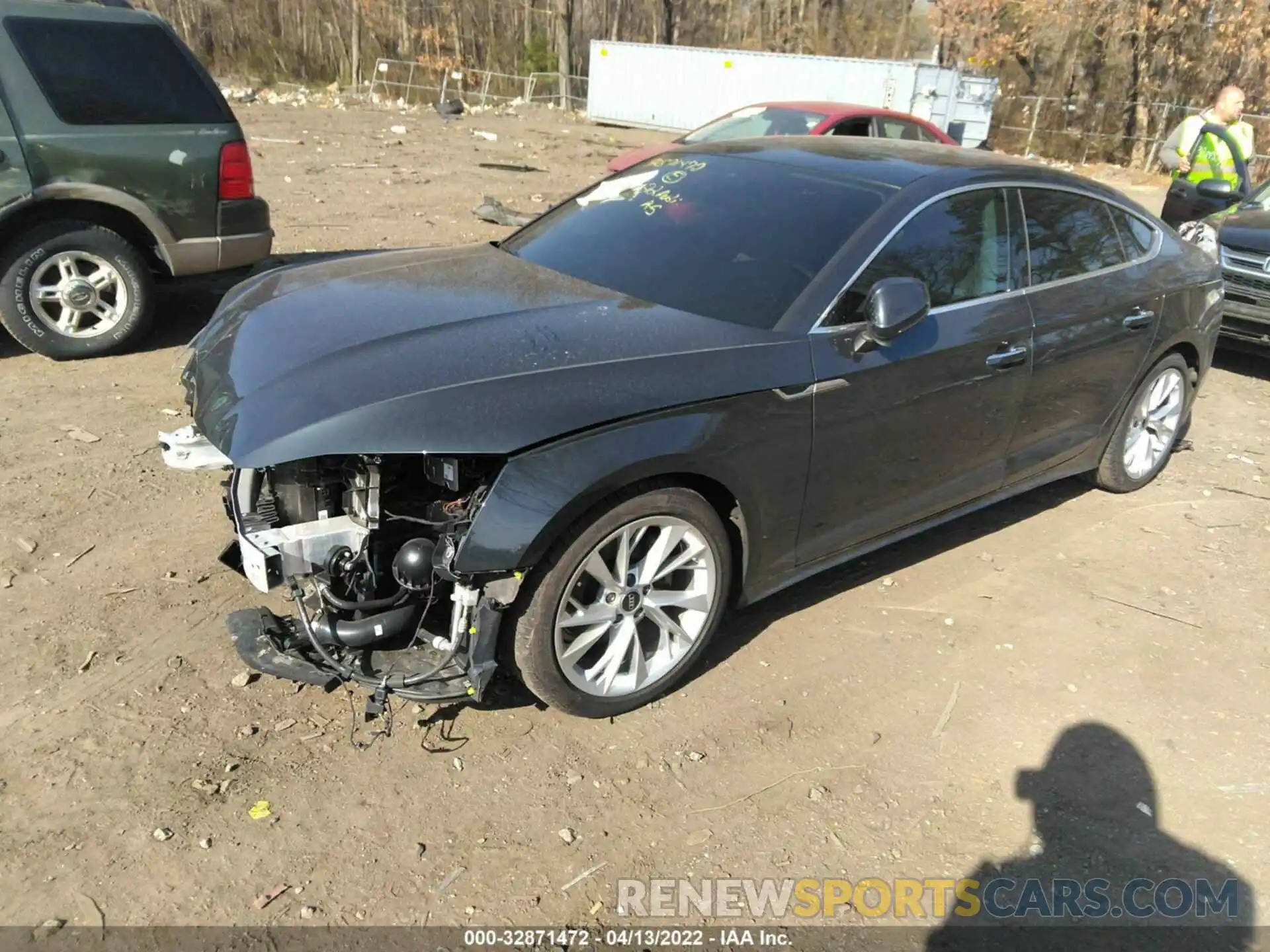 2 Фотография поврежденного автомобиля WAUABCF54NA005445 AUDI A5 SPORTBACK 2022