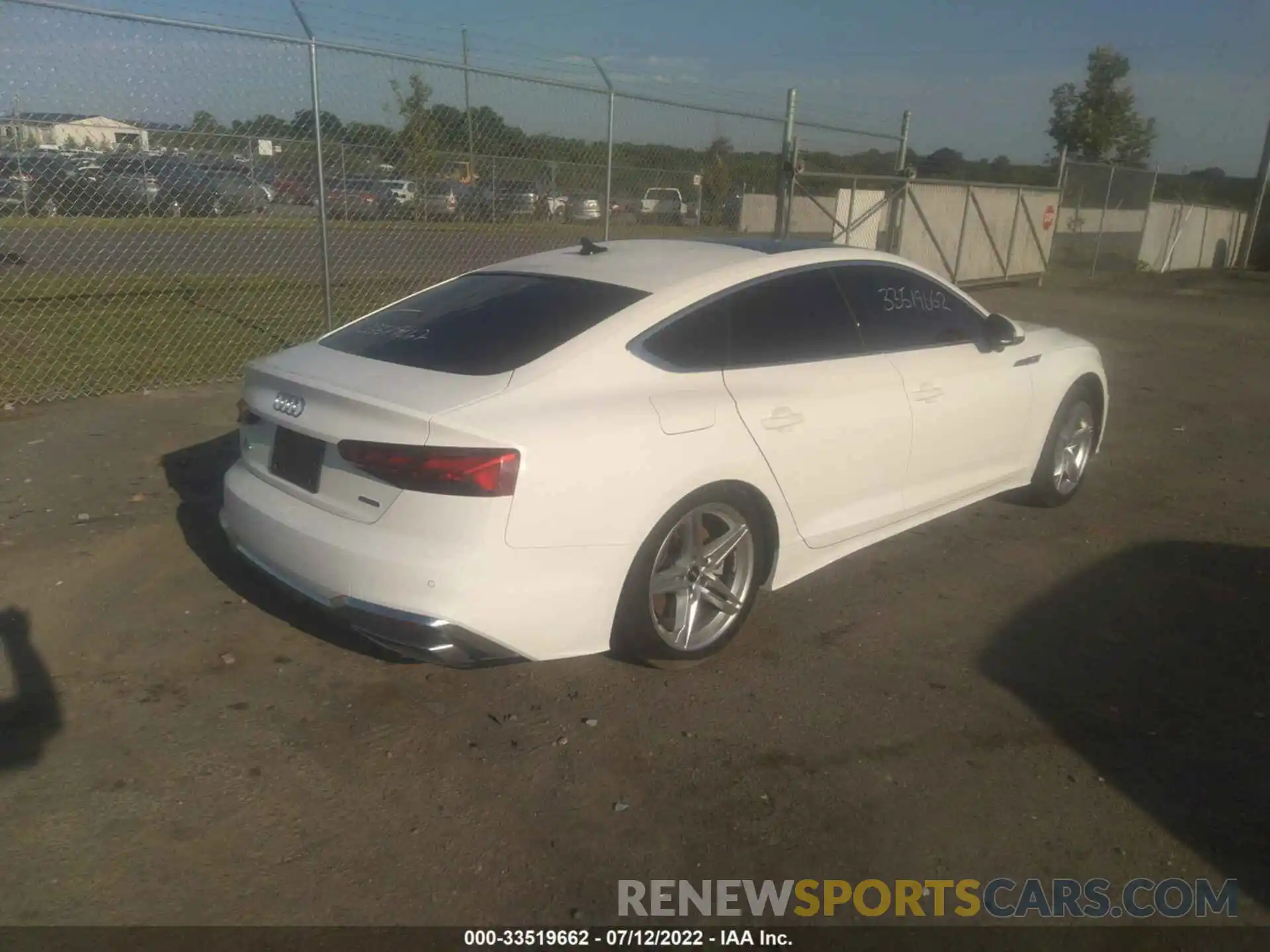 4 Фотография поврежденного автомобиля WAUDACF54NA023461 AUDI A5 SPORTBACK 2022