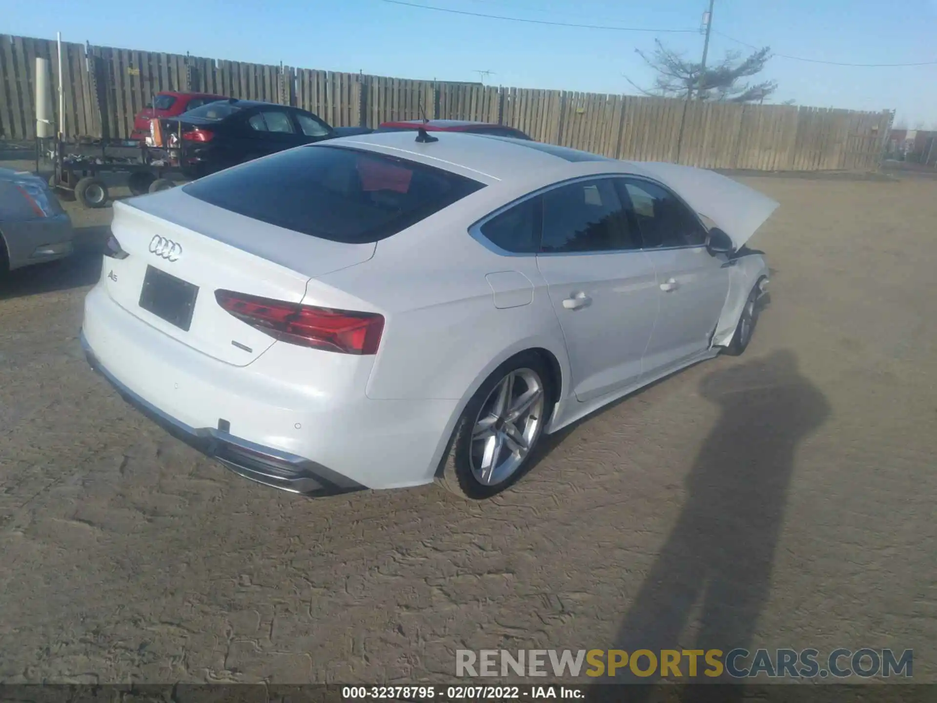 4 Photograph of a damaged car WAUFACF50NA015155 AUDI A5 SPORTBACK 2022