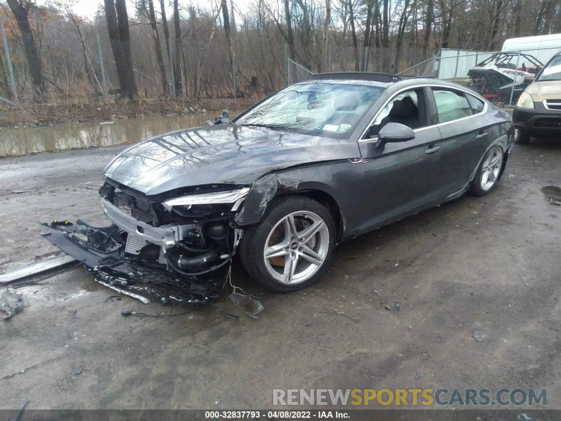 2 Photograph of a damaged car WAUFACF59NA009161 AUDI A5 SPORTBACK 2022