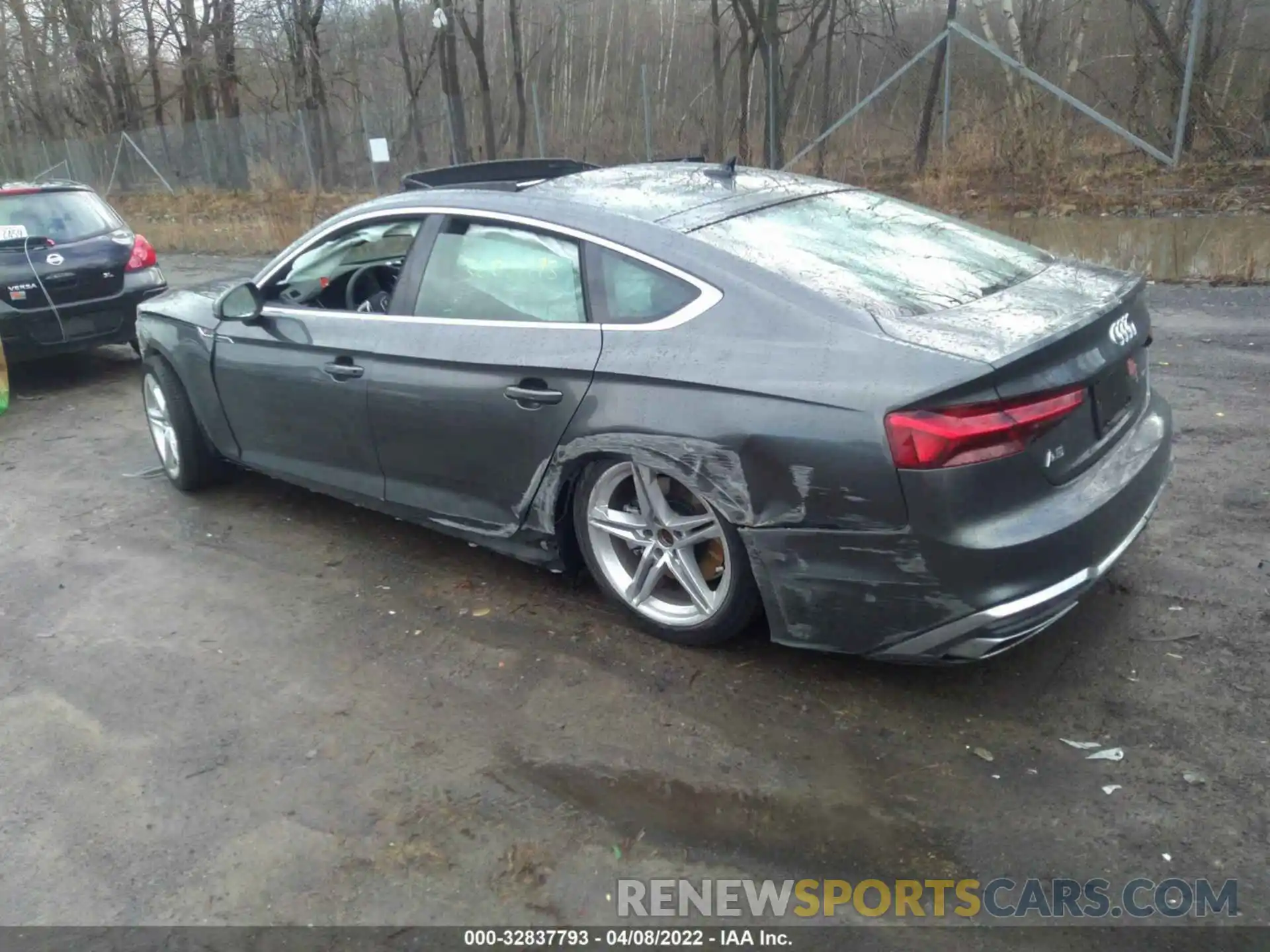 3 Photograph of a damaged car WAUFACF59NA009161 AUDI A5 SPORTBACK 2022