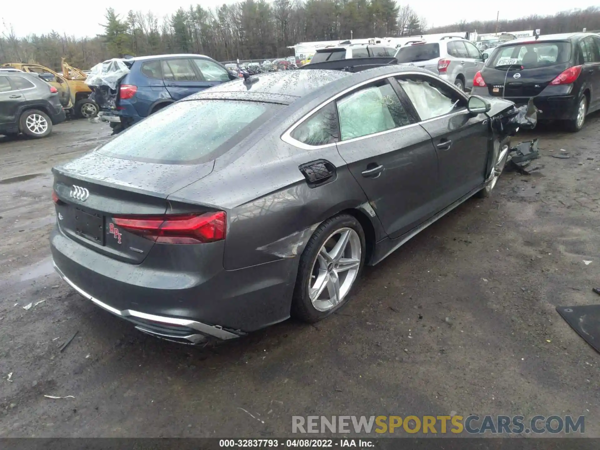 4 Фотография поврежденного автомобиля WAUFACF59NA009161 AUDI A5 SPORTBACK 2022