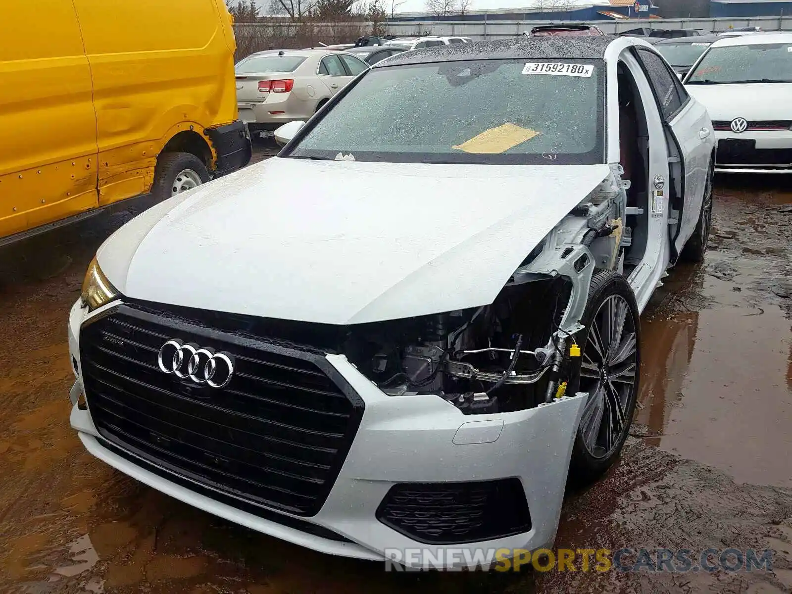 2 Фотография поврежденного автомобиля WAUE8AF21KN123483 AUDI A6 2019