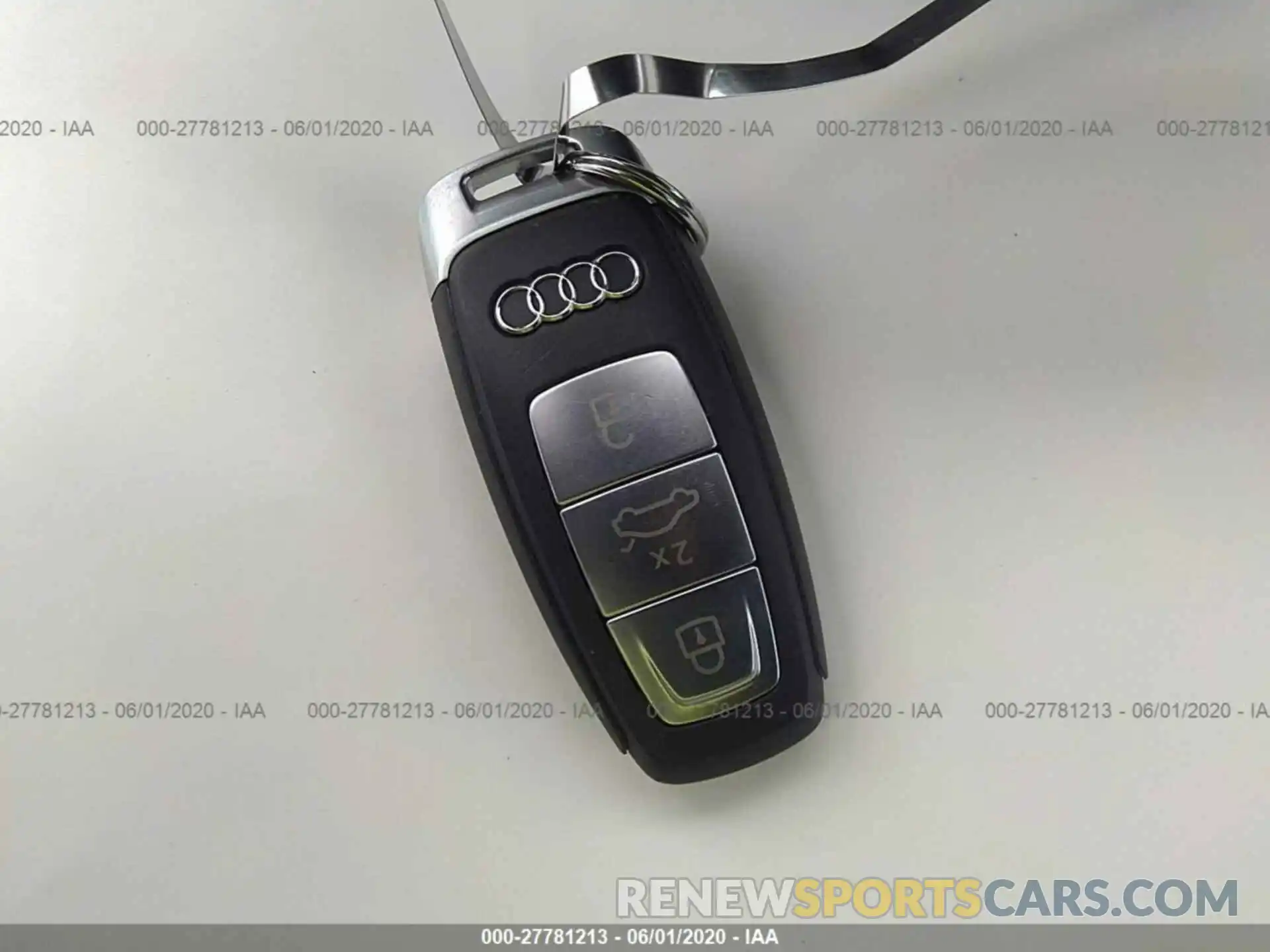 11 Фотография поврежденного автомобиля WAUE8AF24KN116737 AUDI A6 2019