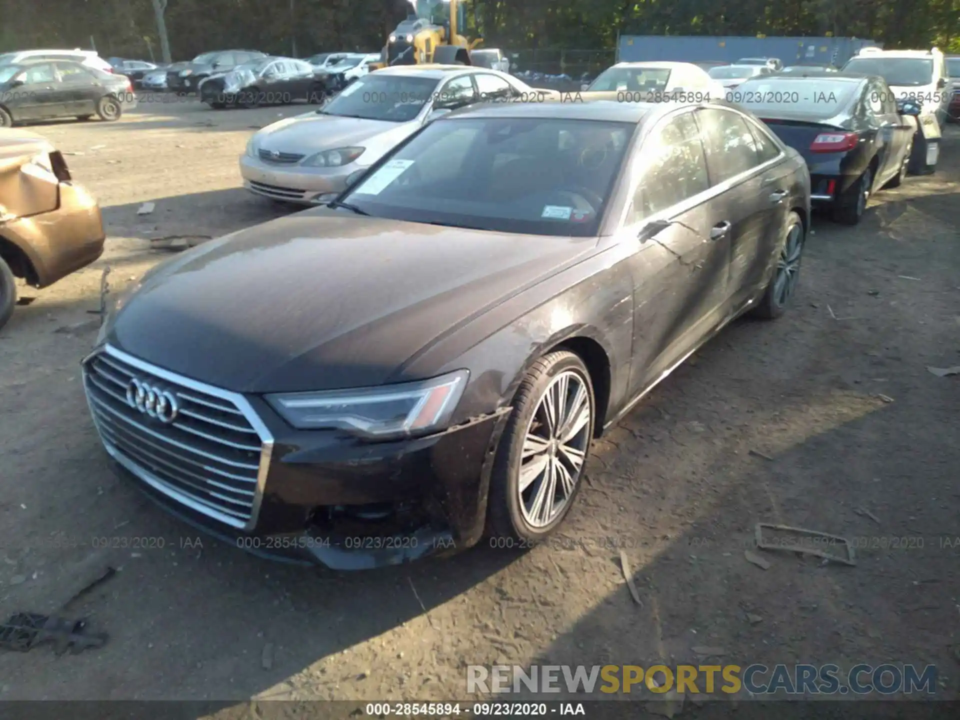 2 Фотография поврежденного автомобиля WAUE8AF24KN119413 AUDI A6 2019