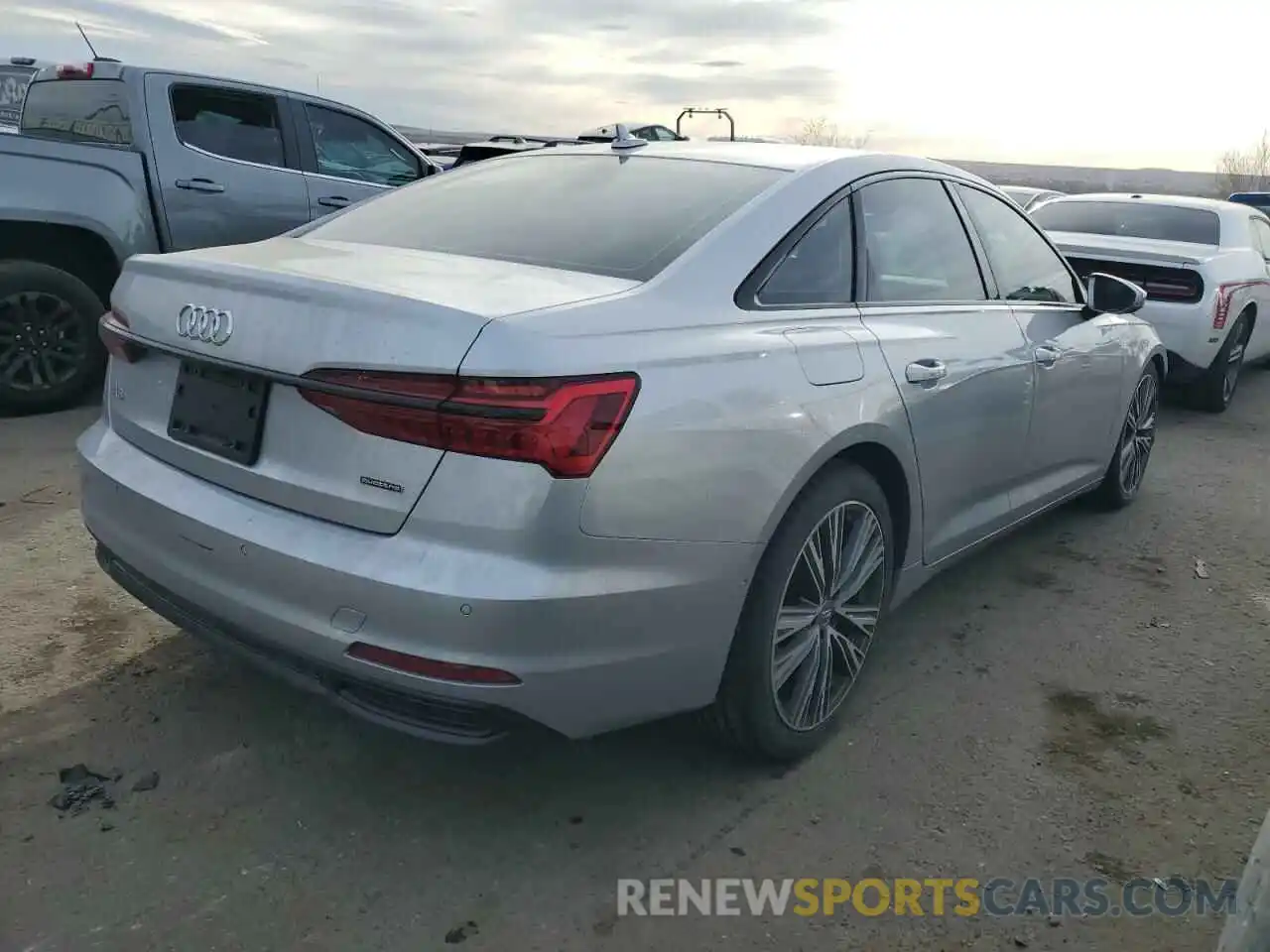 3 Фотография поврежденного автомобиля WAUE8AF2XKN127337 AUDI A6 2019