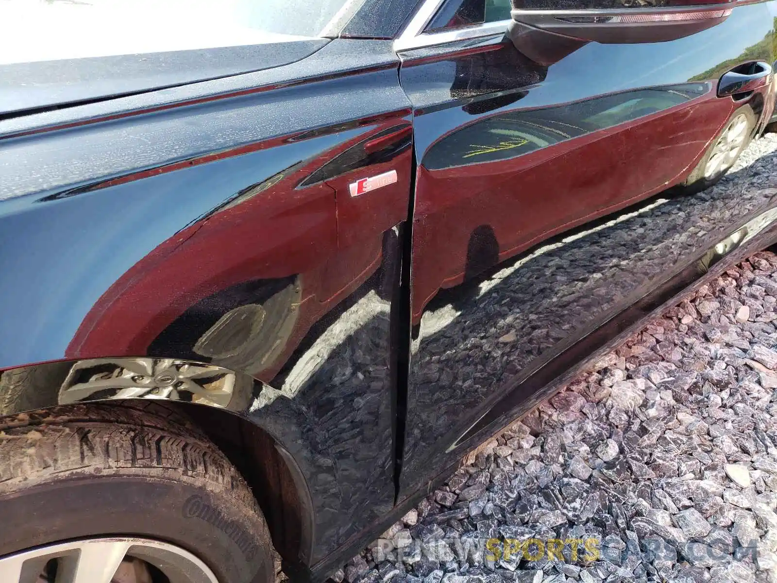 9 Photograph of a damaged car WAUK2AF23KN048905 AUDI A6 2019