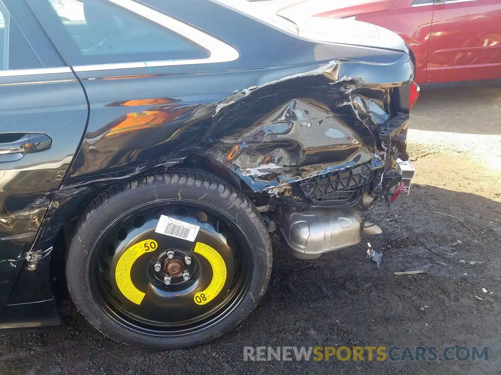 9 Photograph of a damaged car WAUK2AF29KN105382 AUDI A6 2019