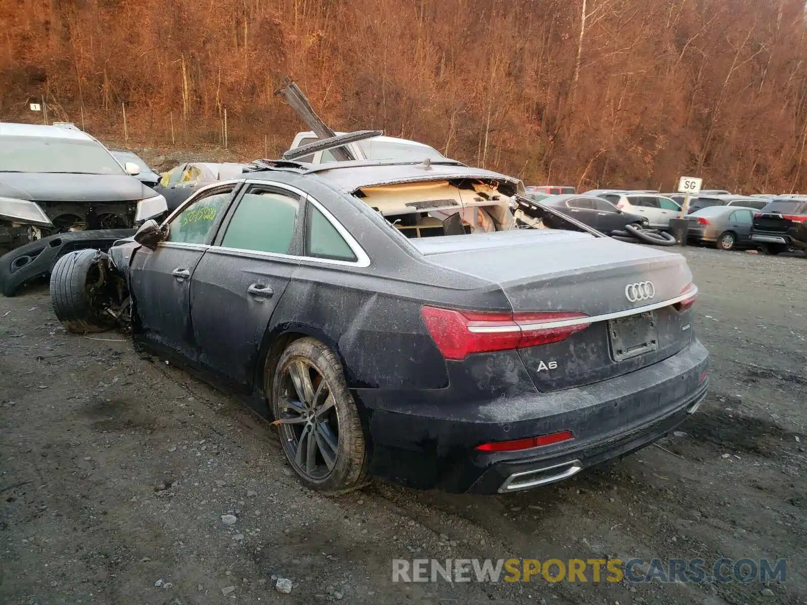 3 Фотография поврежденного автомобиля WAUK2AF2XKN075891 AUDI A6 2019