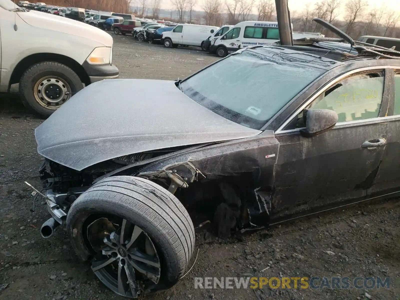 9 Photograph of a damaged car WAUK2AF2XKN075891 AUDI A6 2019