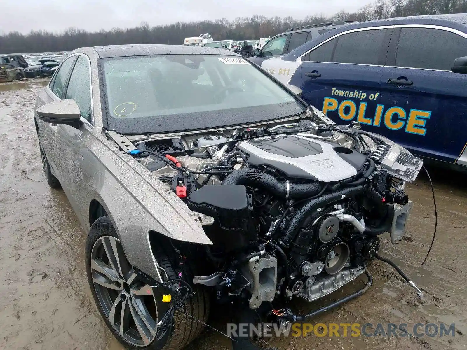 1 Photograph of a damaged car WAUL2AF20KN037610 AUDI A6 2019