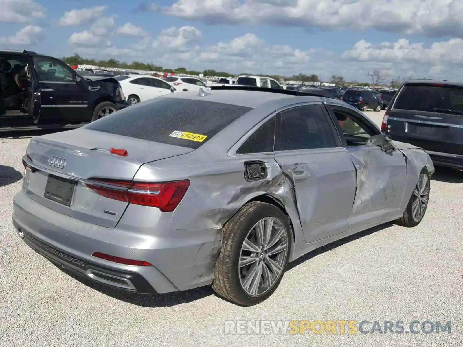 4 Photograph of a damaged car WAUL2AF20KN102469 AUDI A6 2019