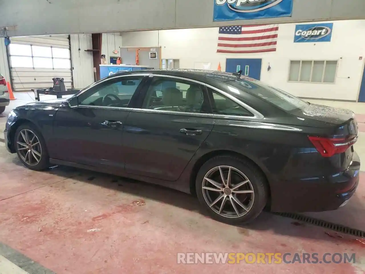 2 Фотография поврежденного автомобиля WAUL2AF22KN048236 AUDI A6 2019