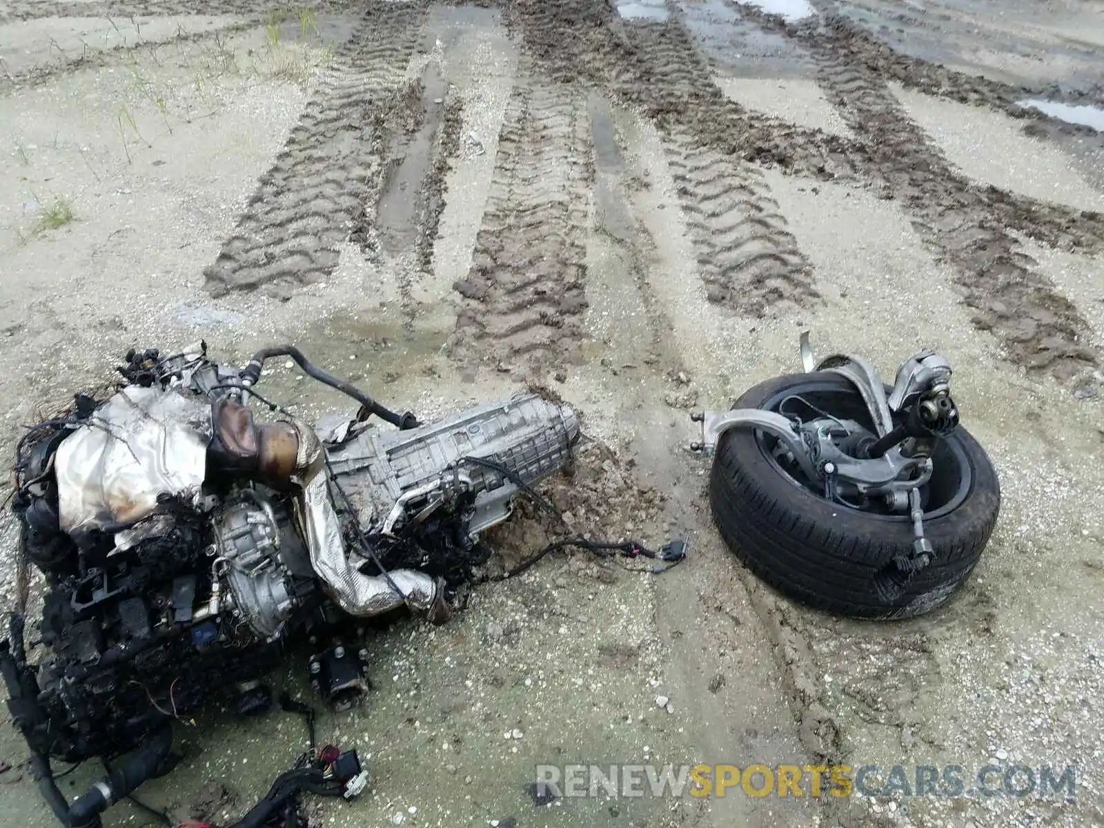 9 Photograph of a damaged car WAUL2AF23KN091015 AUDI A6 2019