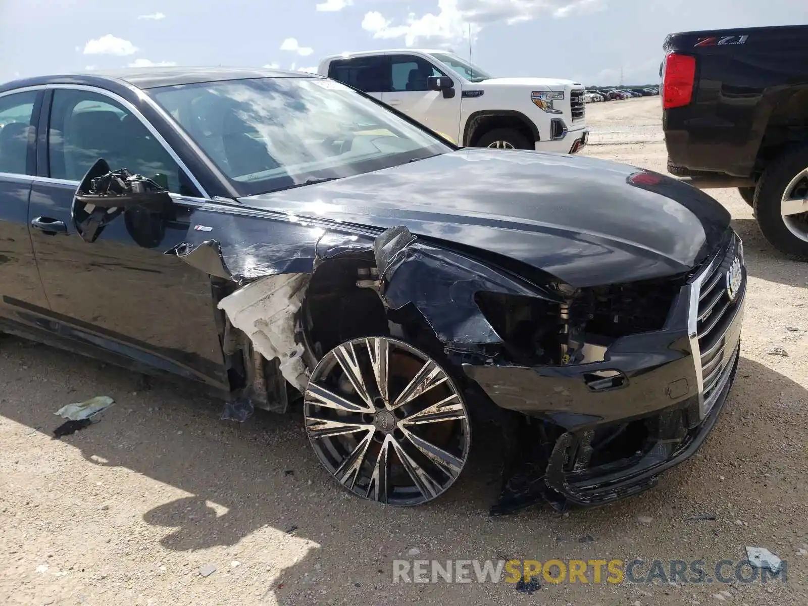 9 Photograph of a damaged car WAUL2AF24KN069363 AUDI A6 2019