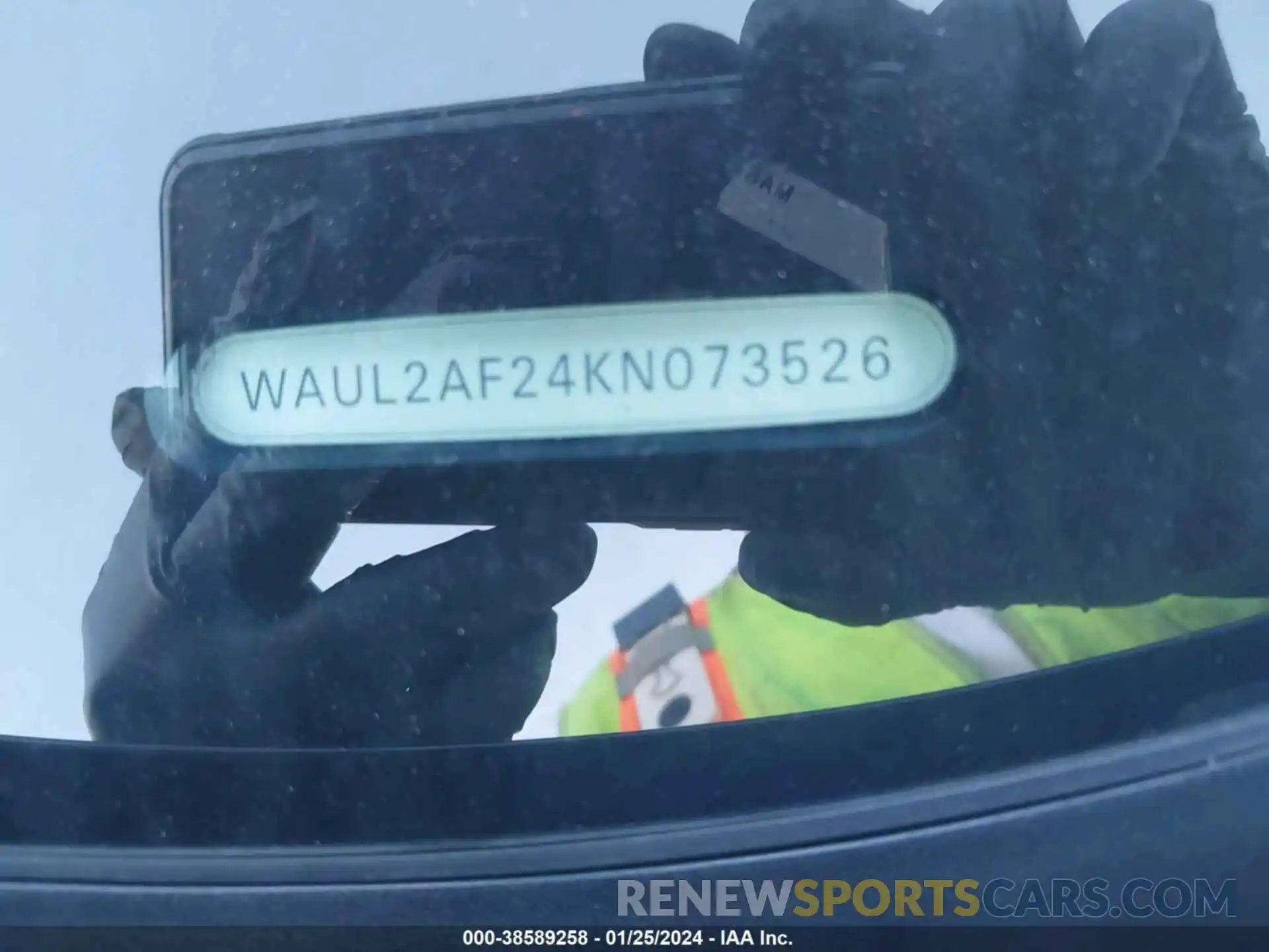 9 Photograph of a damaged car WAUL2AF24KN073526 AUDI A6 2019