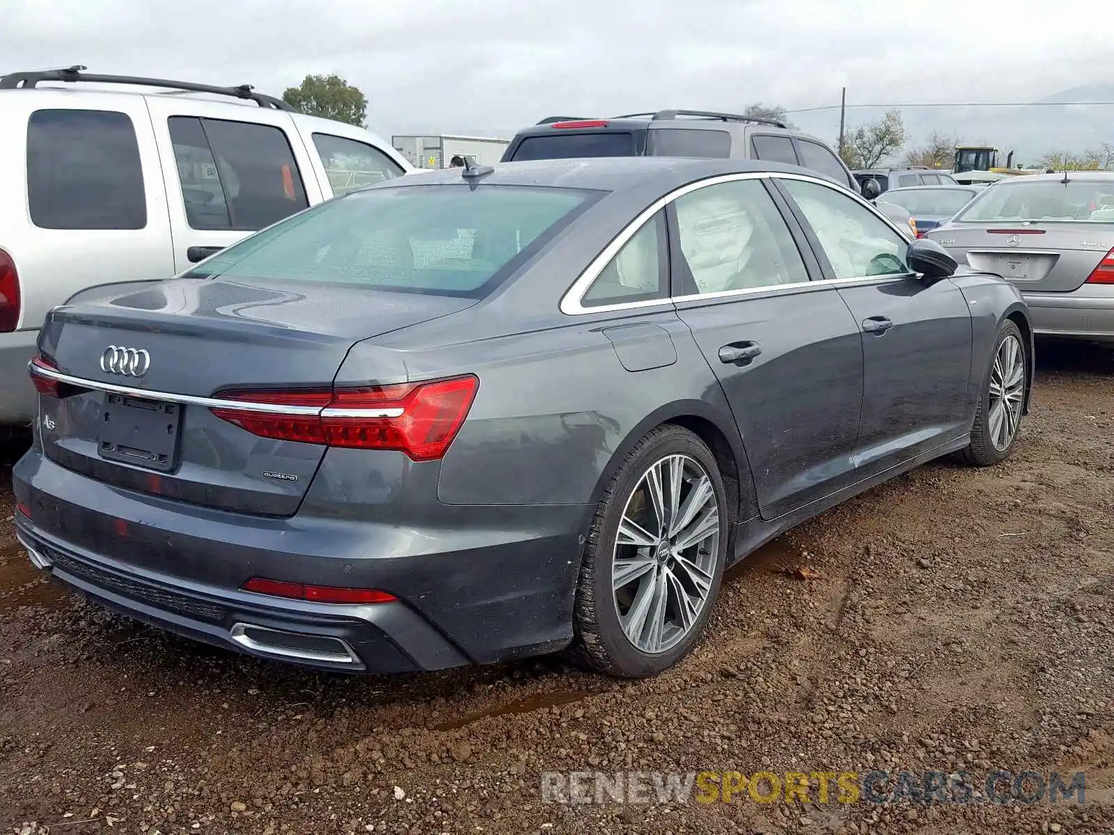 4 Photograph of a damaged car WAUL2AF25KN024674 AUDI A6 2019