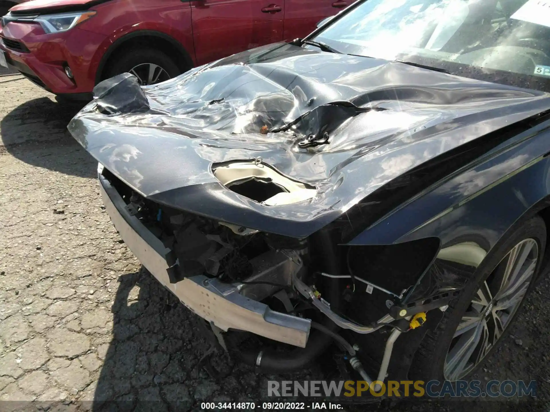 6 Photograph of a damaged car WAUL2AF25KN078959 AUDI A6 2019