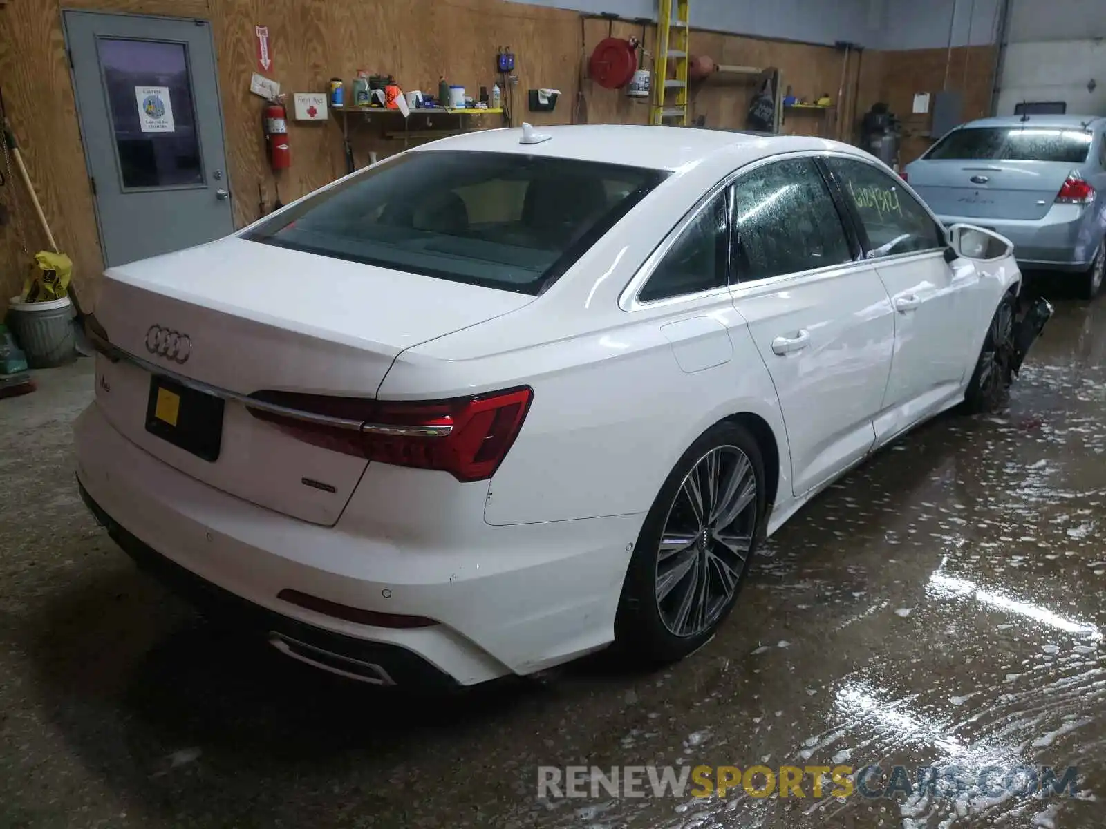 4 Фотография поврежденного автомобиля WAUL2AF26KN107076 AUDI A6 2019