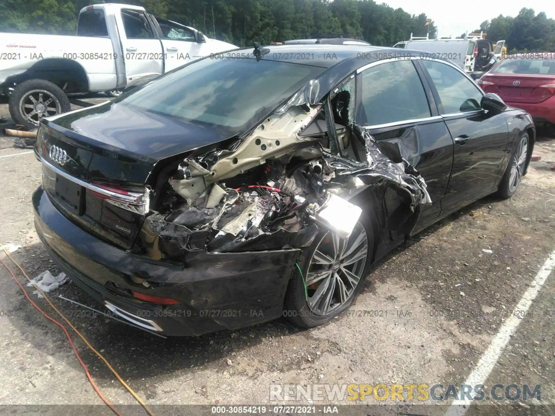 4 Фотография поврежденного автомобиля WAUL2AF28KN017296 AUDI A6 2019