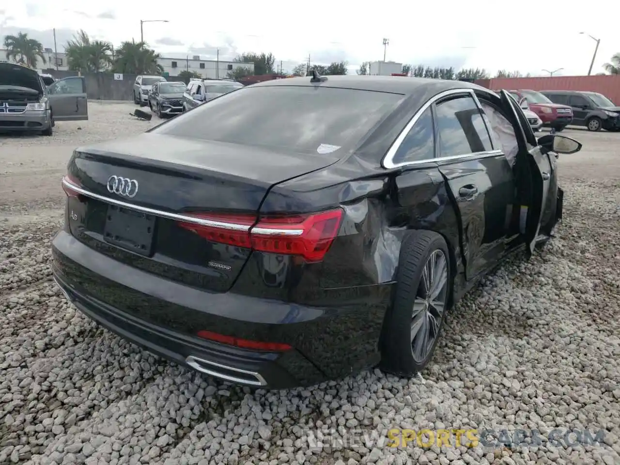 4 Фотография поврежденного автомобиля WAUL2AF28KN066093 AUDI A6 2019