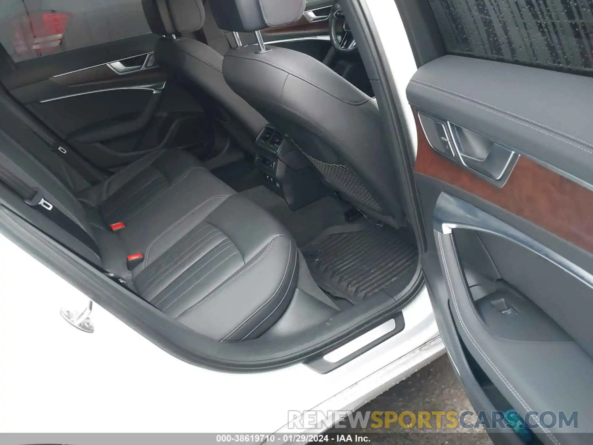 8 Фотография поврежденного автомобиля WAUL2AF29KN112384 AUDI A6 2019